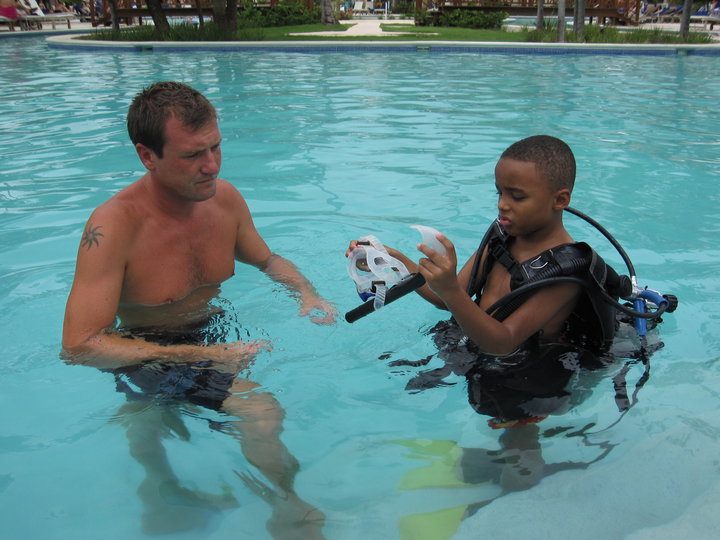Alexis Yciano Jr. First training in the pool.